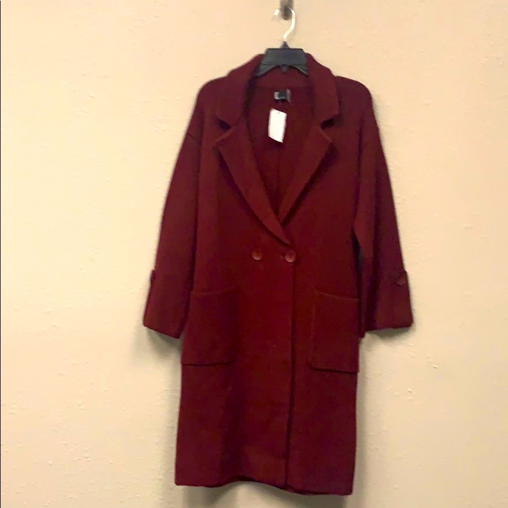 Love Token woman’s coat ♥️